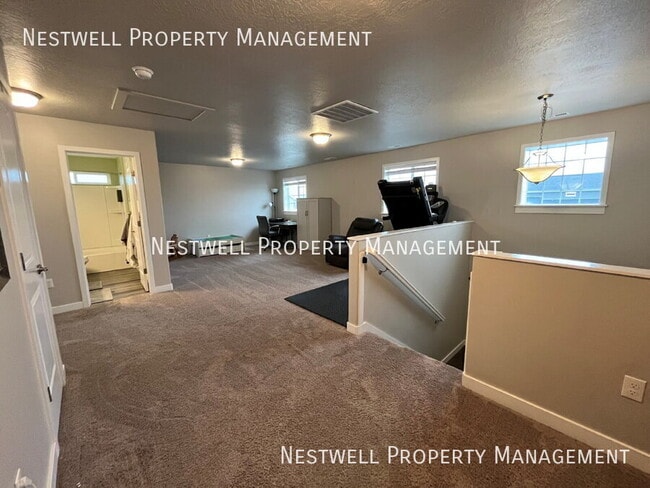 Building Photo - 1508 Waterfront Dr