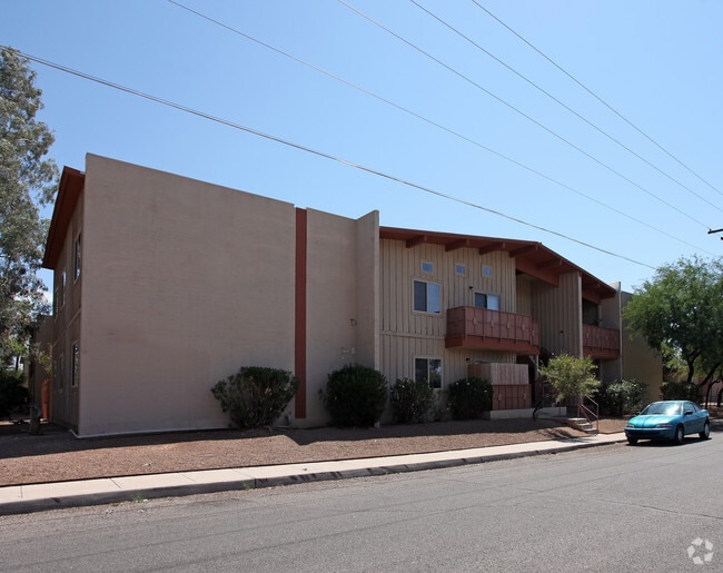 Building Photo - Royal Alvernon Apartments
