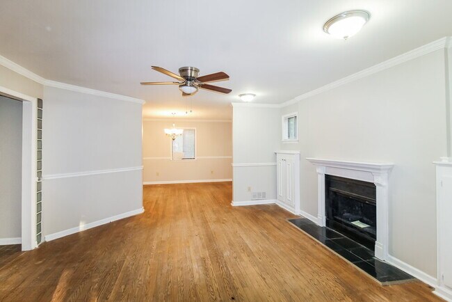 Building Photo - 5739 Hilton Ridge Rd