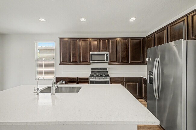 Building Photo - 7104 W Spur Dr