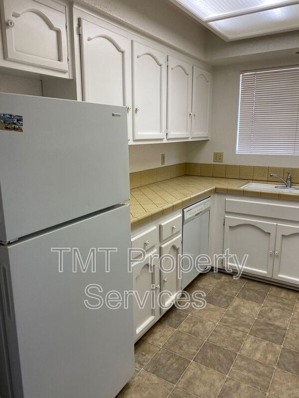 Primary Photo - 782 Higuera St