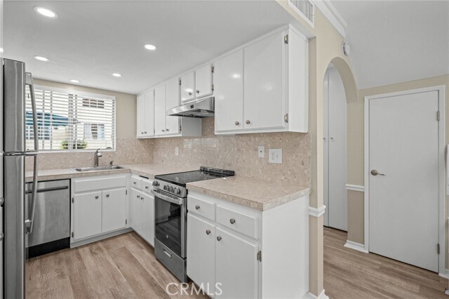 Building Photo - 26152 La Real