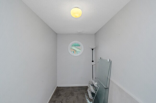 Building Photo - 508 Garden Ct