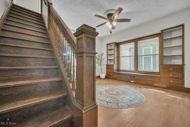 Building Photo - 1457 W 114th St