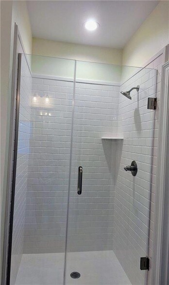 Building Photo - 341 Alan Cir