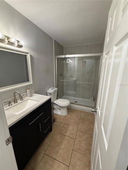 Building Photo - 4413 Ridgeline Cir