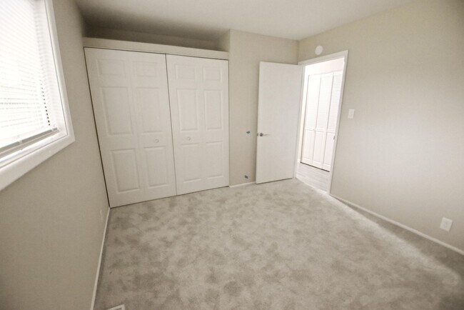 Building Photo - Updated McKinley Terrace home, 3 bedroom 1...