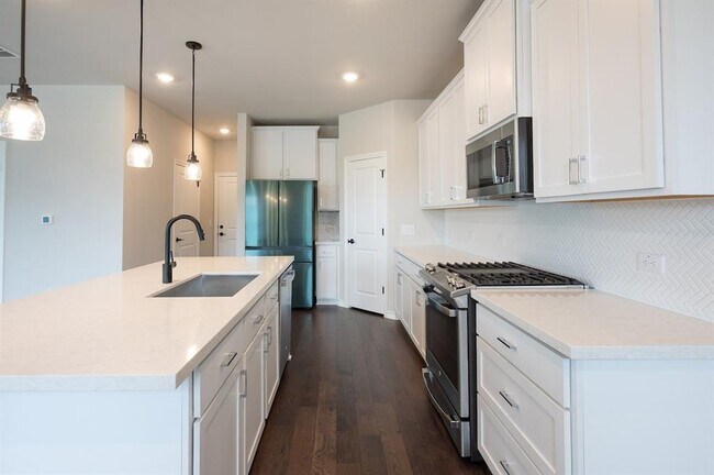 Building Photo - 4801 Star Jasmine Dr