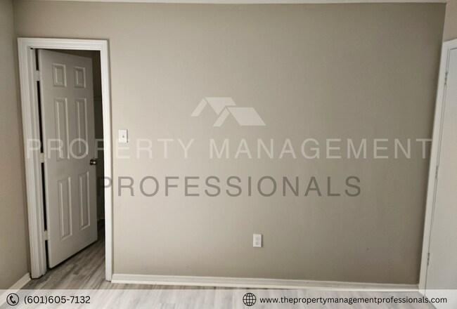 Building Photo - 2814 Smith Robinson St