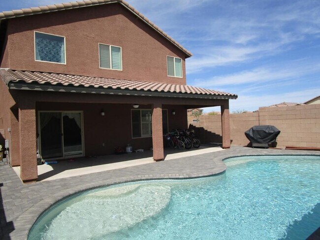 Building Photo - 9563 S Trapper Ridge Dr