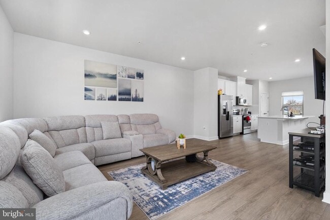 Building Photo - 1109 Patuxent Greens Dr