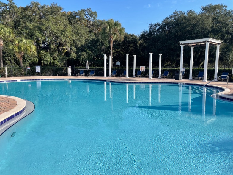 Building Photo - 2926 Siesta View Dr