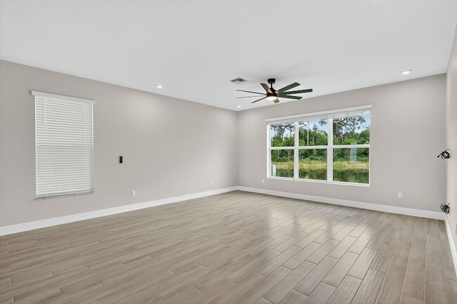 Building Photo - 3552 NW Solange Ct