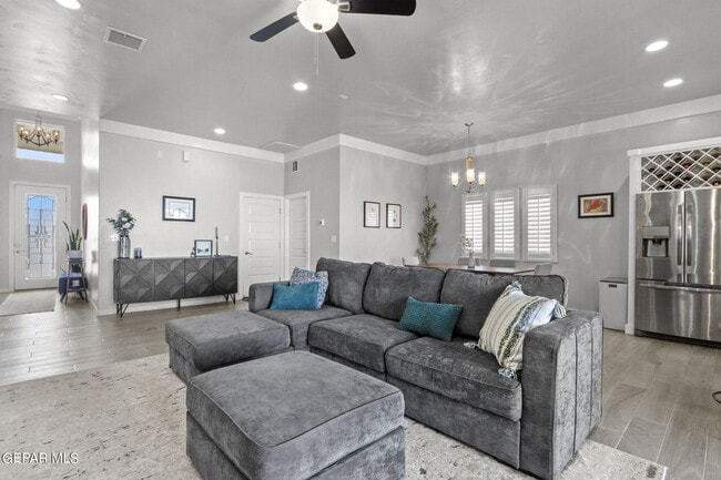 Building Photo - 2332 Tierra Delmonte Dr