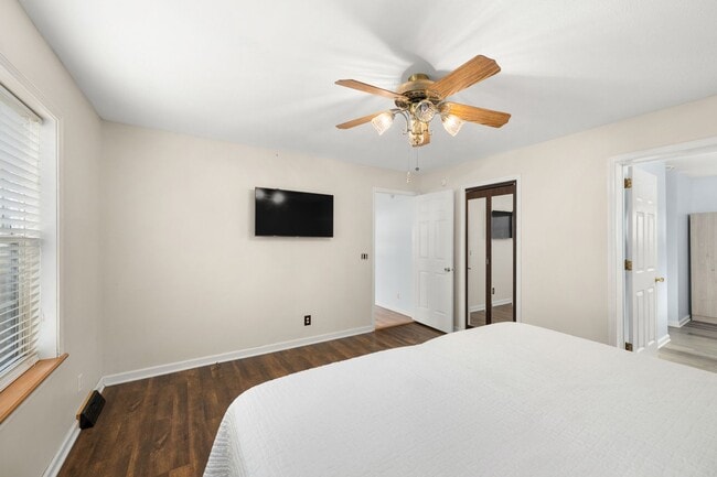 Building Photo - 117 Crazy Horse Trail