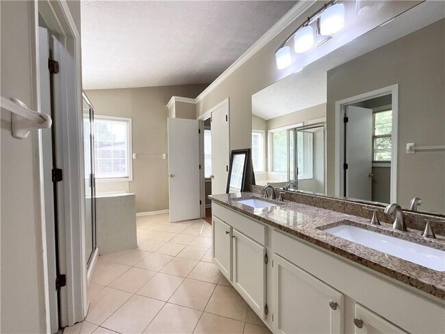 Building Photo - 3070 Bugle Dr