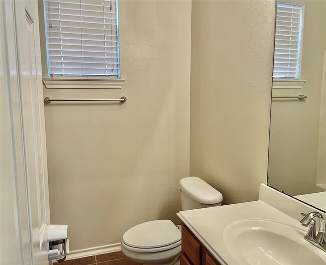 Building Photo - 17810 Serene Shore Dr