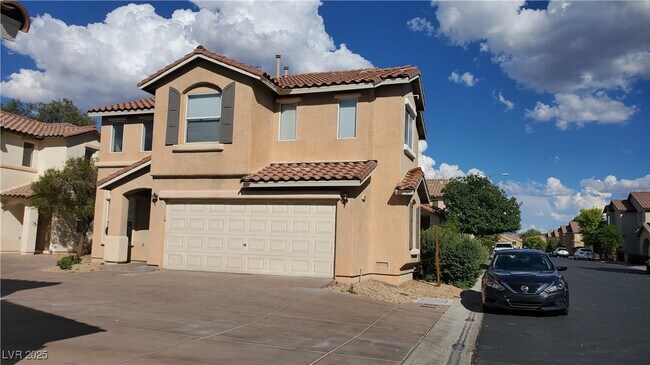 Building Photo - 962 Grand Cerritos Ave