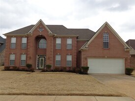 Building Photo - 4932 Gertrude Dr