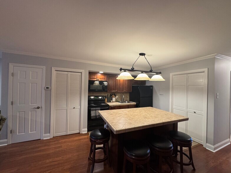 Kitchen - 34A Darien