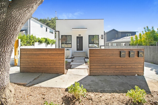 Building Photo - 5624 Raber St