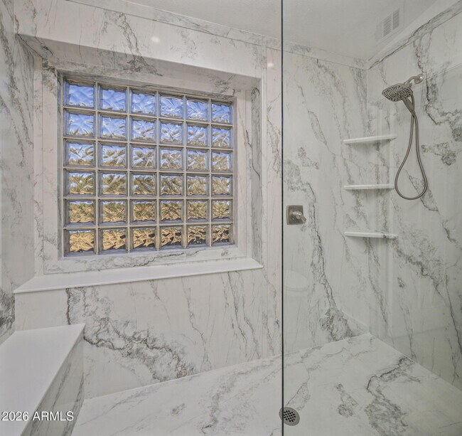 Building Photo - 9326 E Pampa Ave