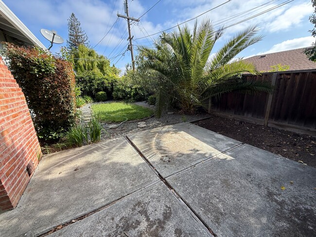Building Photo - Beautiful 3BR/2BA Home in Prime Cupertino ...