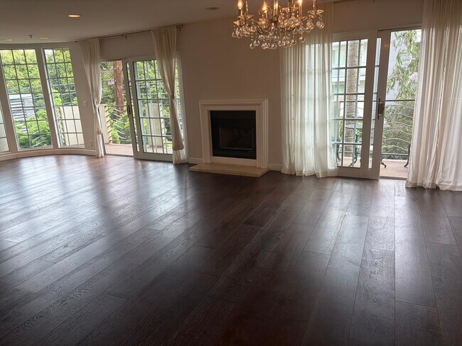 Building Photo - 1817 Selby Ave