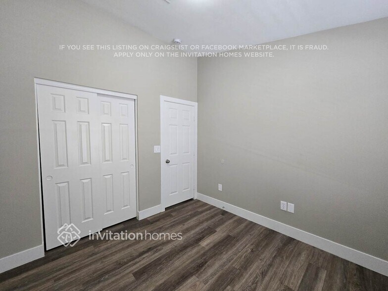 Building Photo - 1718 Watercreek Dr