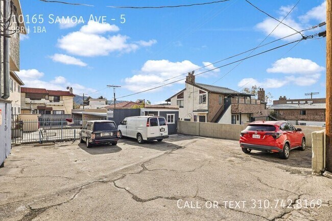 Building Photo - 10165 Samoa Ave