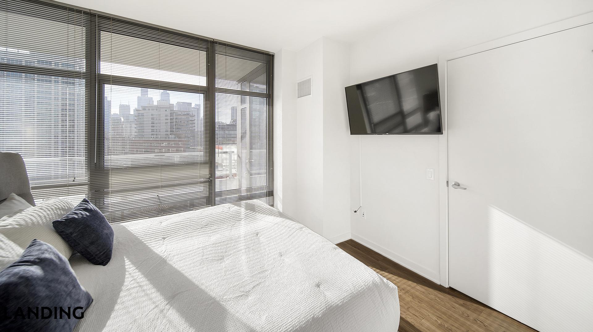 Building Photo - 347 W Chestnut St