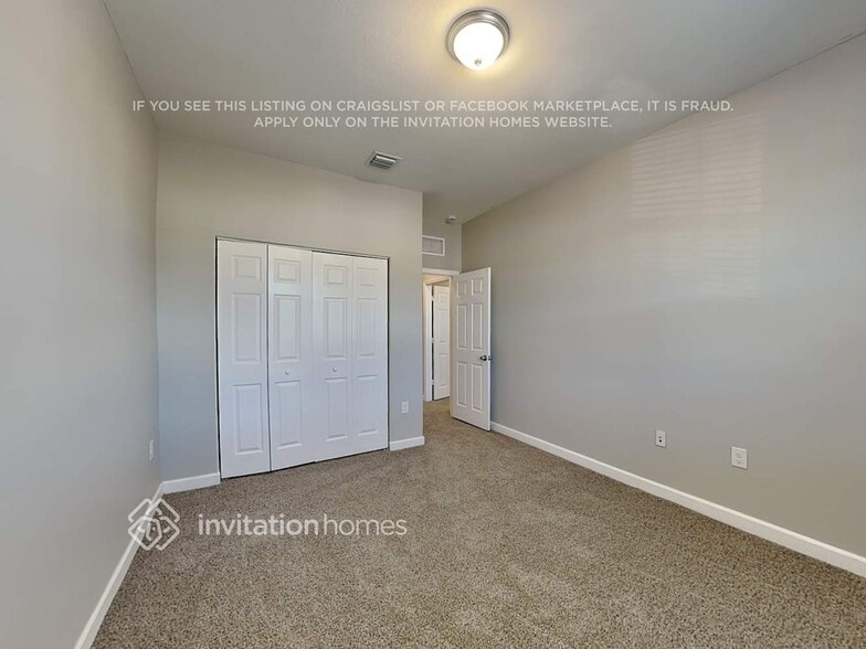 Building Photo - 25316 SW 116th Ave