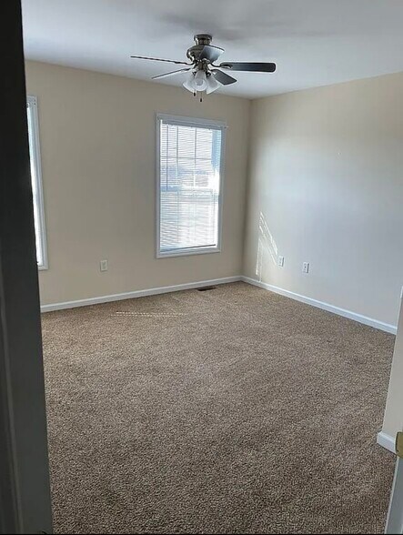 Bedroom 1 - 1040 Autumn Leaf Dr