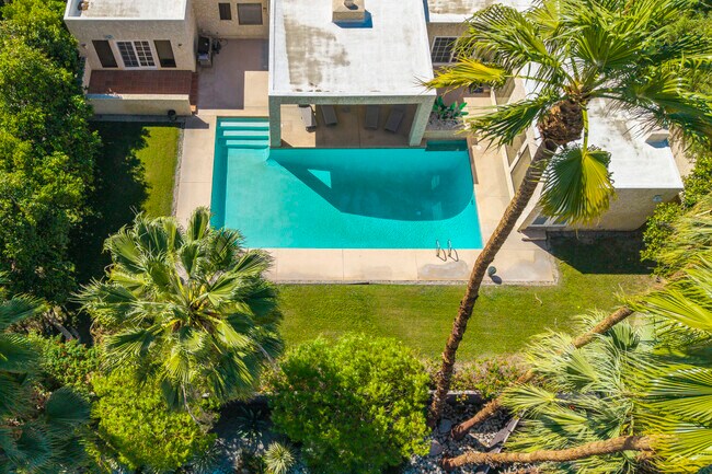 Building Photo - 45458 Rancho Palmeras Dr