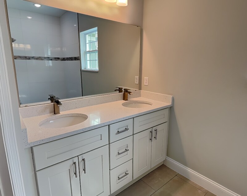 Building Photo - 11581 N Kenlake Cir