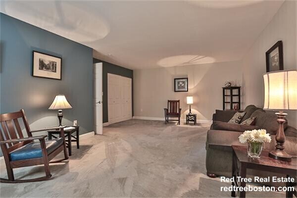 Building Photo - 35 Flint St