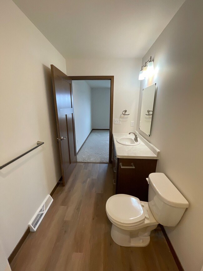 Building Photo - 1005 Morning Star Ln