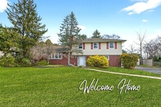 Building Photo - 352 Rahways Rd