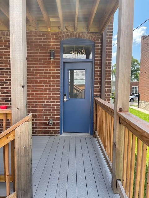 Building Photo - 4439 Swan Ave