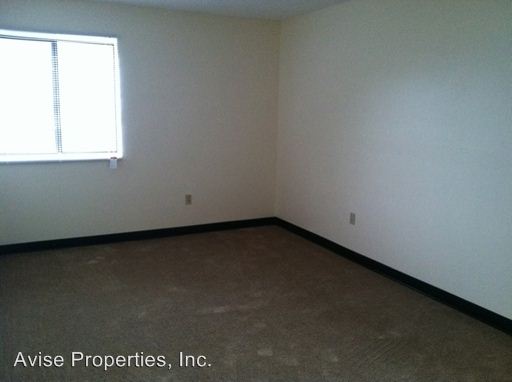 Building Photo - 190 Ledge St