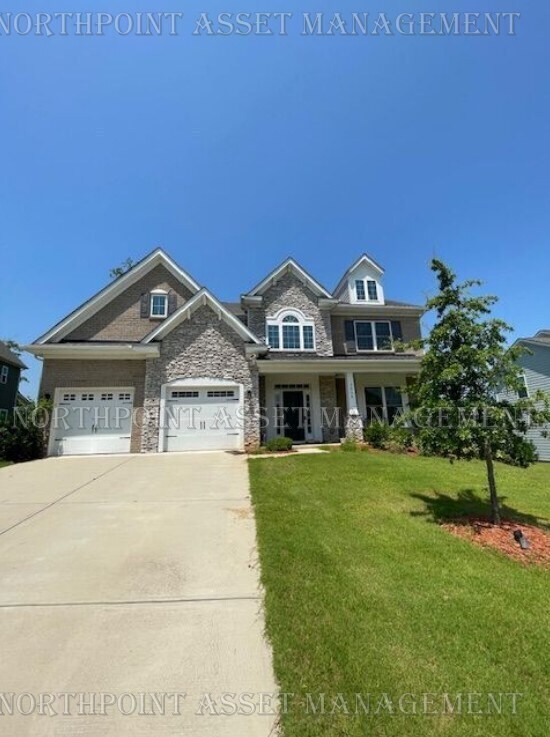 Building Photo - Stunning 4 Beds 3 Baths Home in Fort Mill