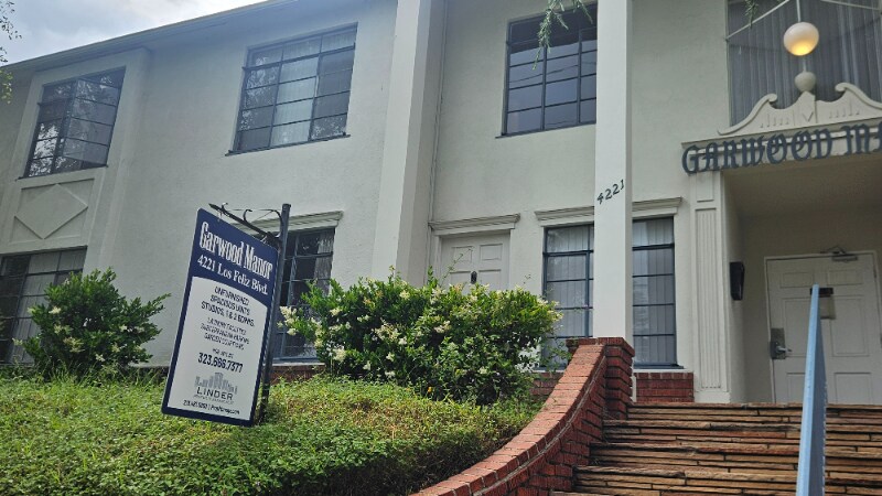 Building Photo - 4221 Los Feliz Blvd
