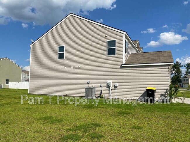 Building Photo - 124 Troupe Dr