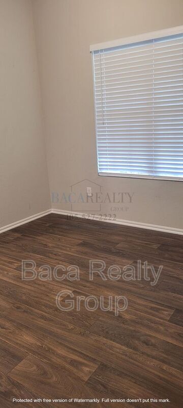 Building Photo - 1205 Ironstone Dr