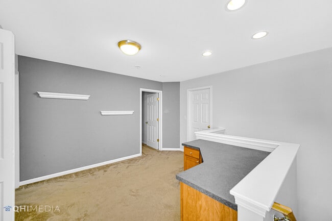 Building Photo - 2492 Stoughton Cir