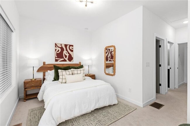 Building Photo - 1438 Walker Pl SE