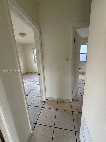 Building Photo - 14620 Monroe St