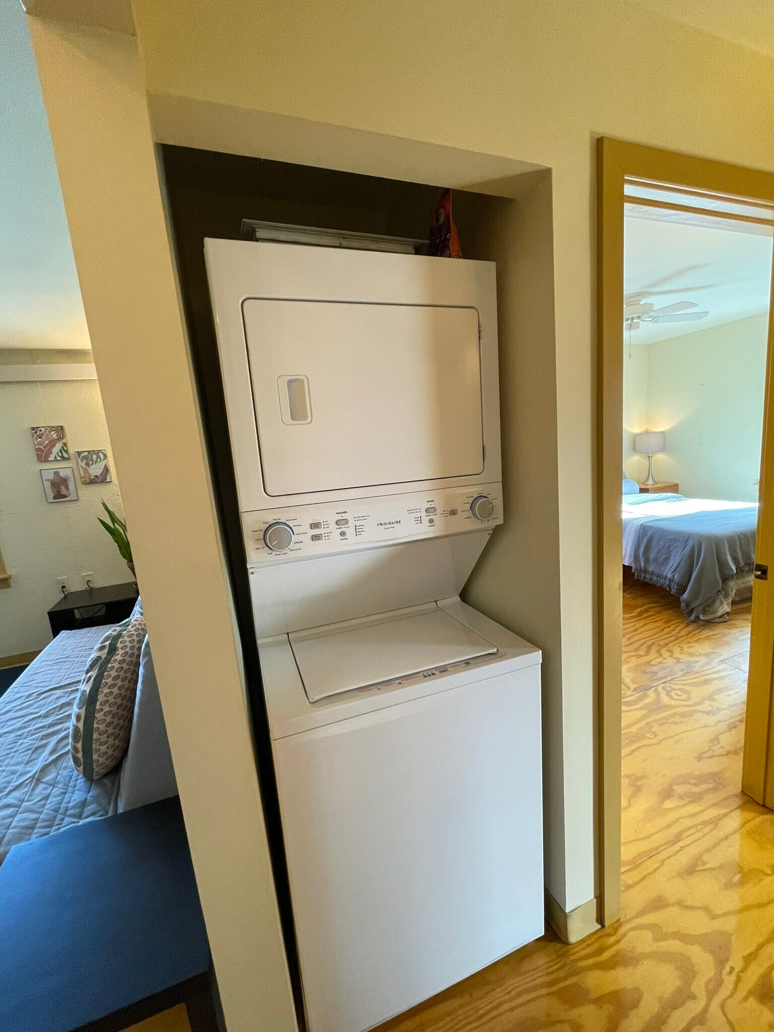 Building Photo - 2915 2nd Ave S