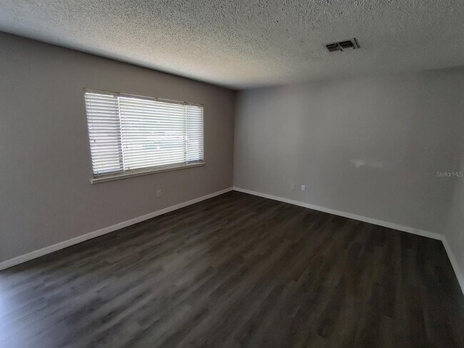 Building Photo - 9180 SW 101st Pl