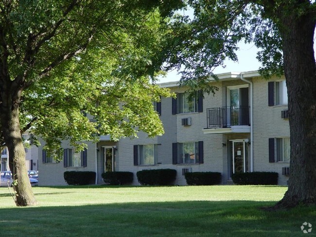 Building Photo - High Meadows Apartments